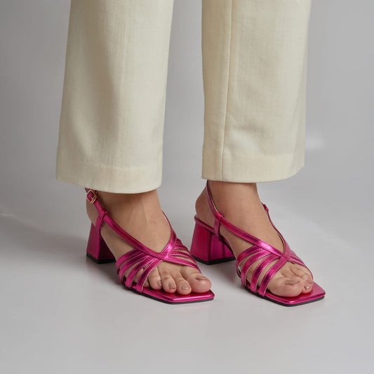 Day Dreamer Sandal - Hot Pink