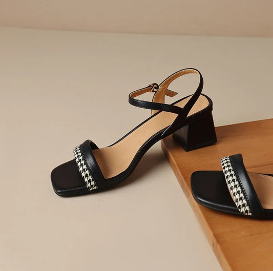 Contrast Sandal - Black