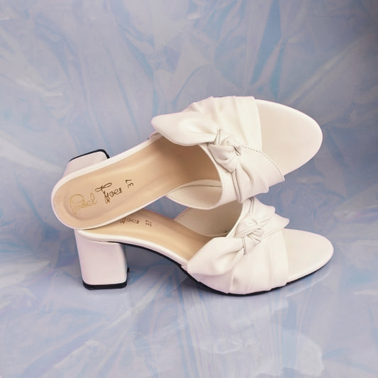 Bow Tie Block Heel - White