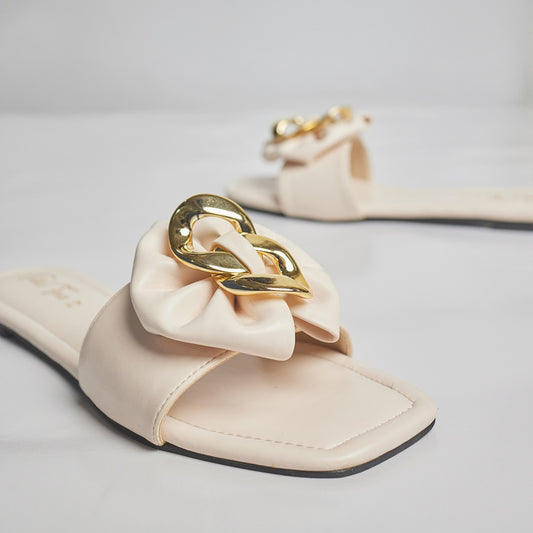 Vanilla Kisses Slides - Beige