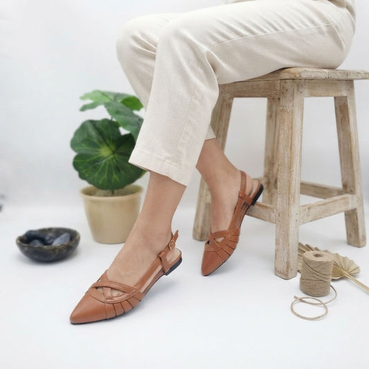 Latte Pointed Sandal - Brown