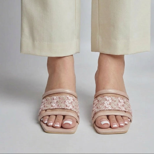 Nooriya Block Heels - Nude pink