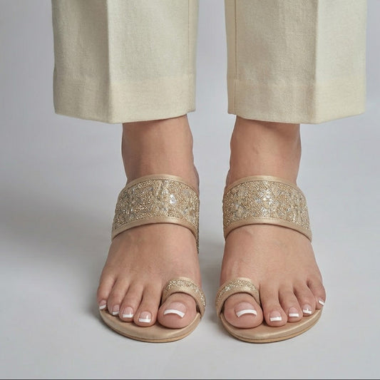 Zar Kolhapuri Heel - Gold