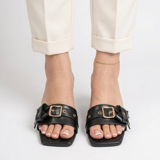 Buckle Rings Block Heel - Black